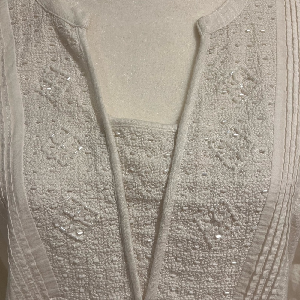 Chico's Cream Textured Tunic Top